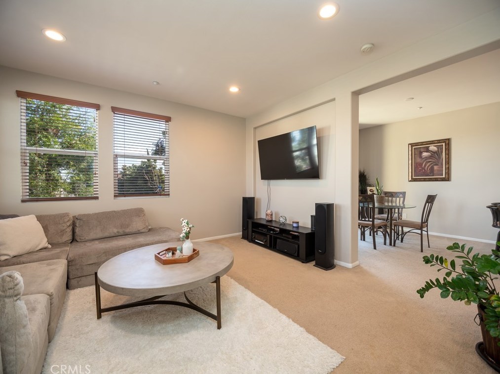 500 N Willowbrook Ave #s7, Compton, CA 90220