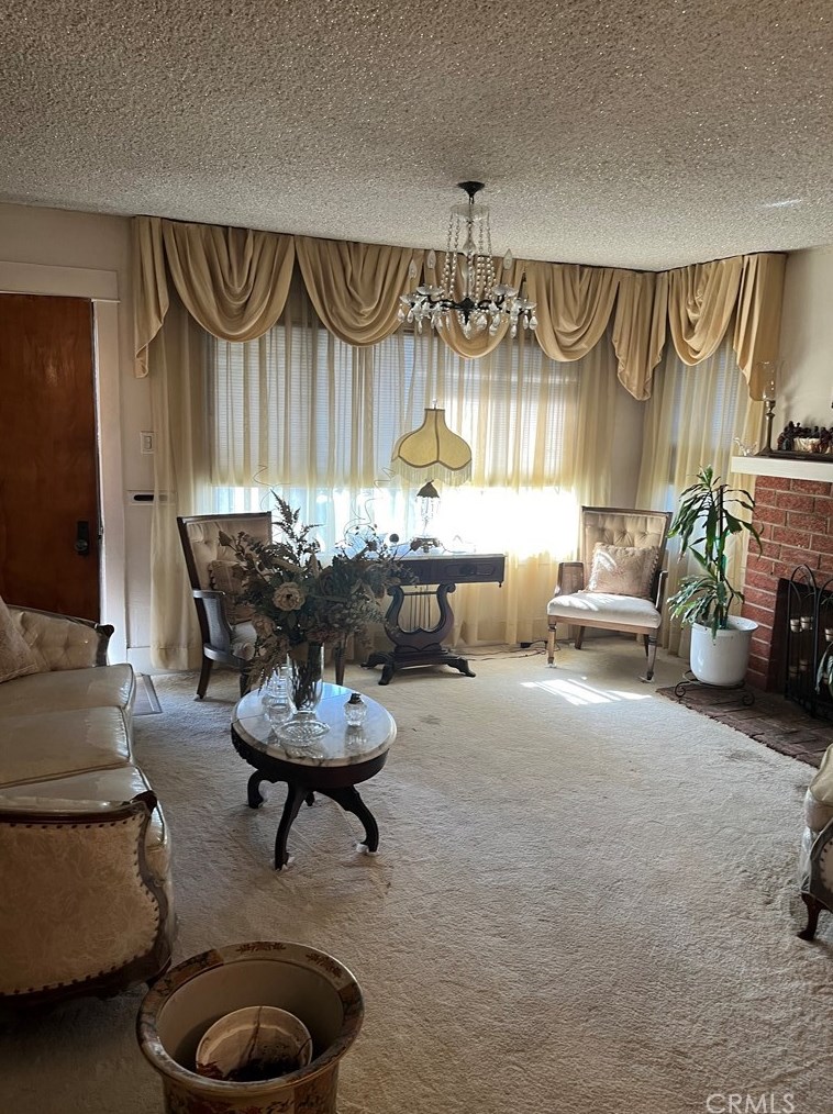 305 115th St, Los Angeles CA  90061-2901 exterior