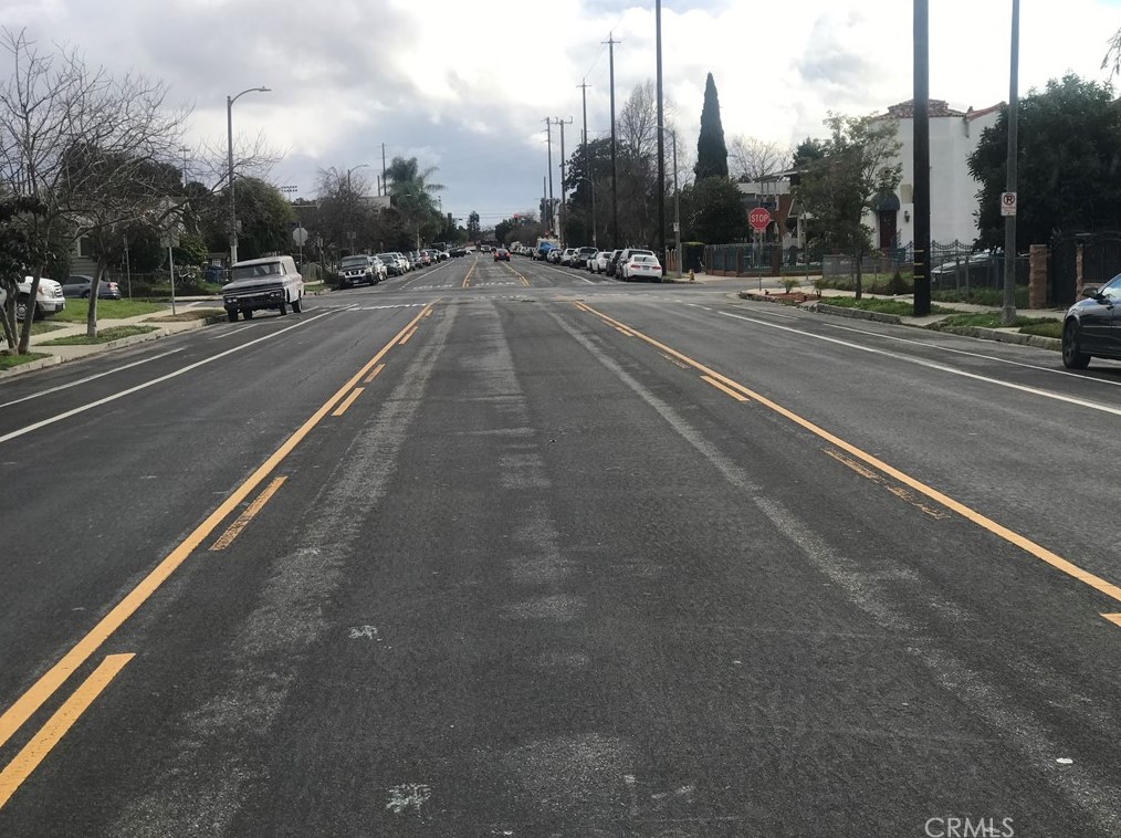 5128 2nd Ave, Los Angeles, CA 90043-1951