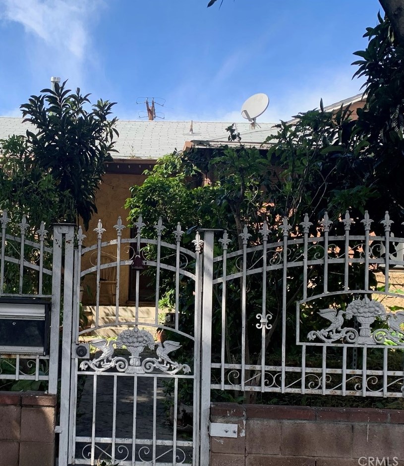 14151 Gager St, Los Angeles, CA 91331-5339