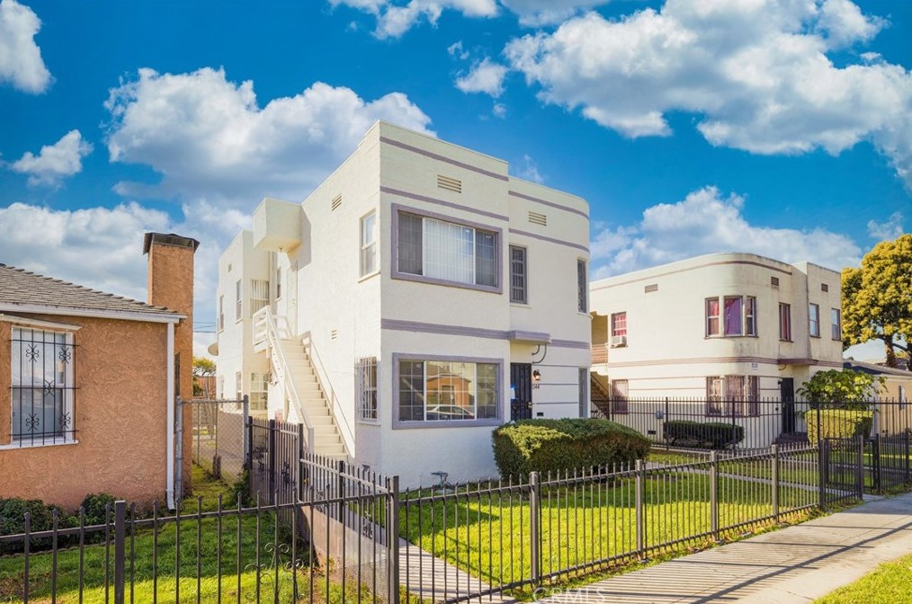 1144 57th St, Los Angeles CA  90011-4821 exterior