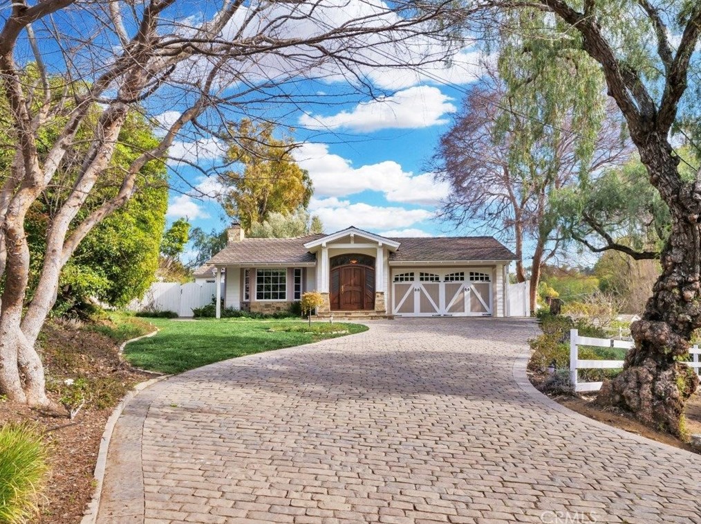 18 Dapplegray Ln, Palos Verdes Estates, CA 90274