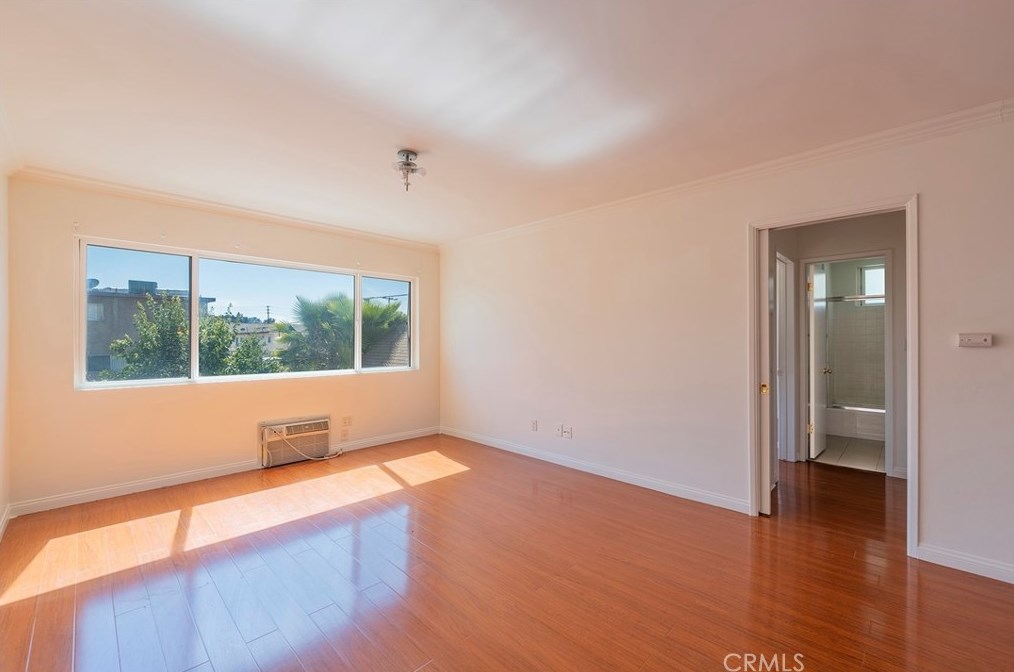 6861 Hinds Ave #7, North Hollywood, CA 91605