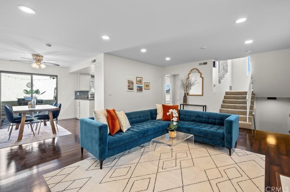 107 S Helberta Ave #1, Redondo Beach, CA 90277