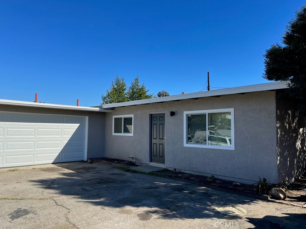 13766 Desmond St, Los Angeles CA  91331-2706 exterior