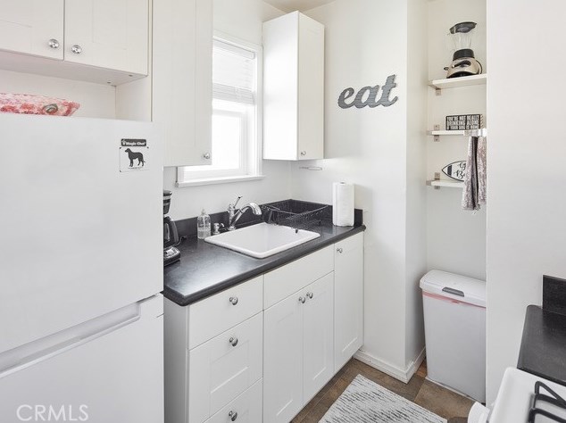 322 Loma Vista St, El Segundo CA  90245-2901 exterior