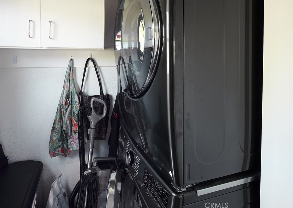 322 Loma Vista St, El Segundo CA  90245-2901 exterior