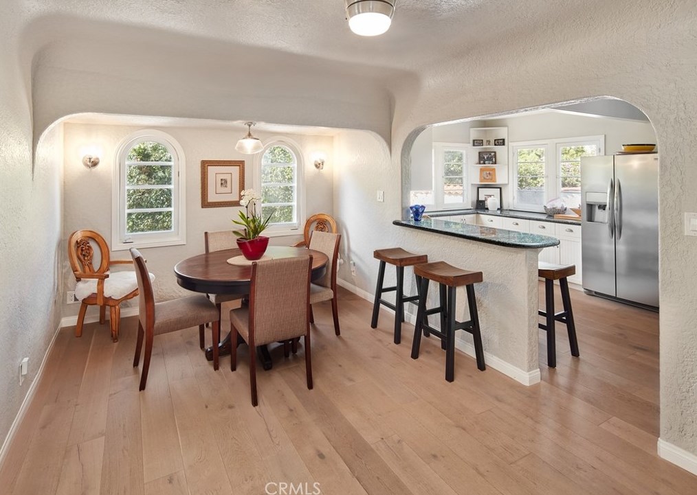 322 Loma Vista St, El Segundo CA  90245-2901 exterior