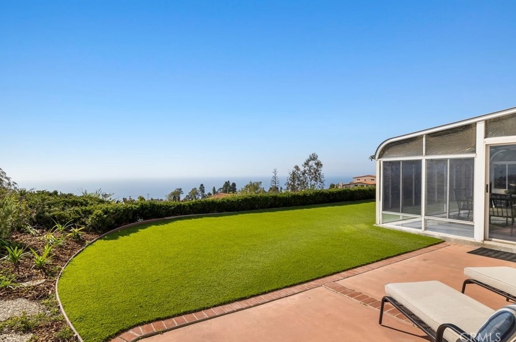 28509 Seamount Dr, Palos Verdes Estates, CA 90275