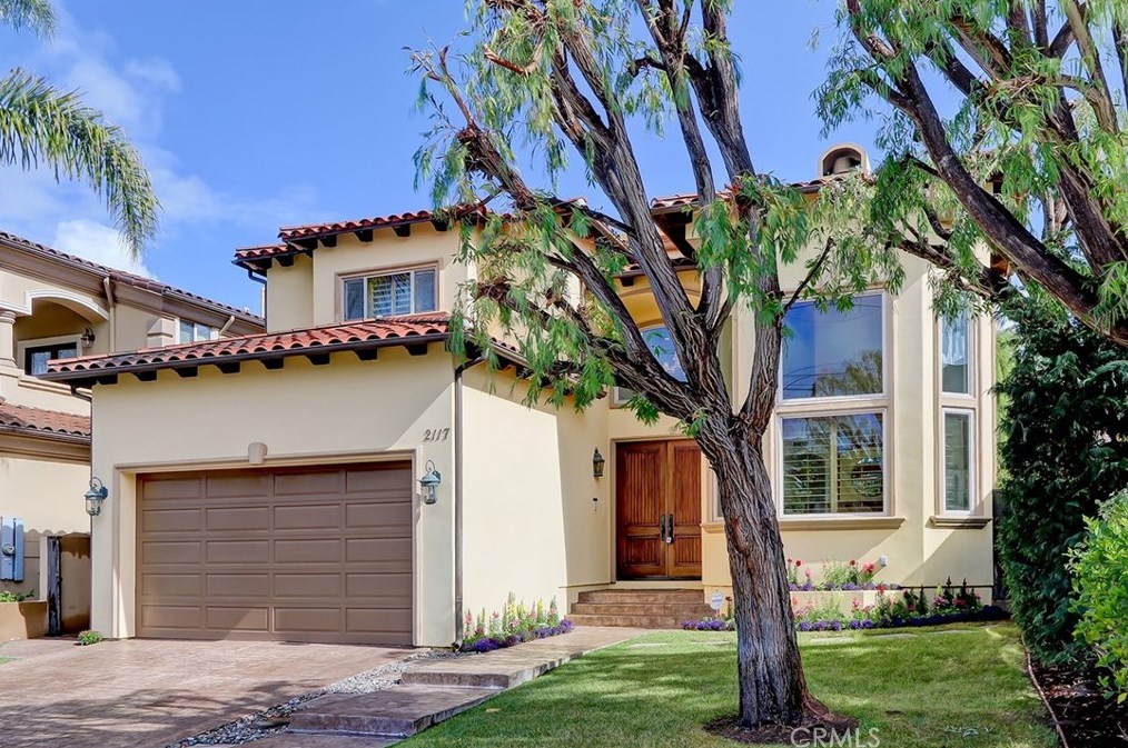 2117 Speyer Ln, Redondo Beach, CA 90278