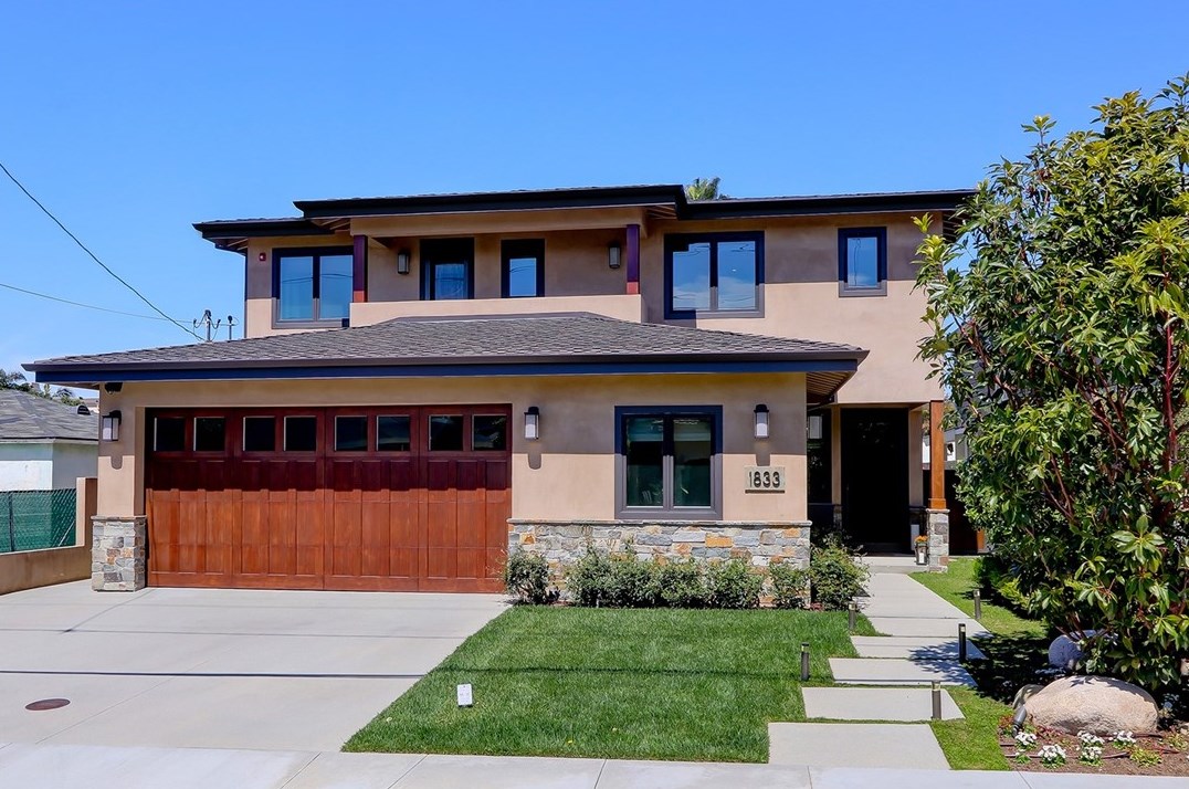 1833 Eighth St, Manhattan Beach, CA 90266