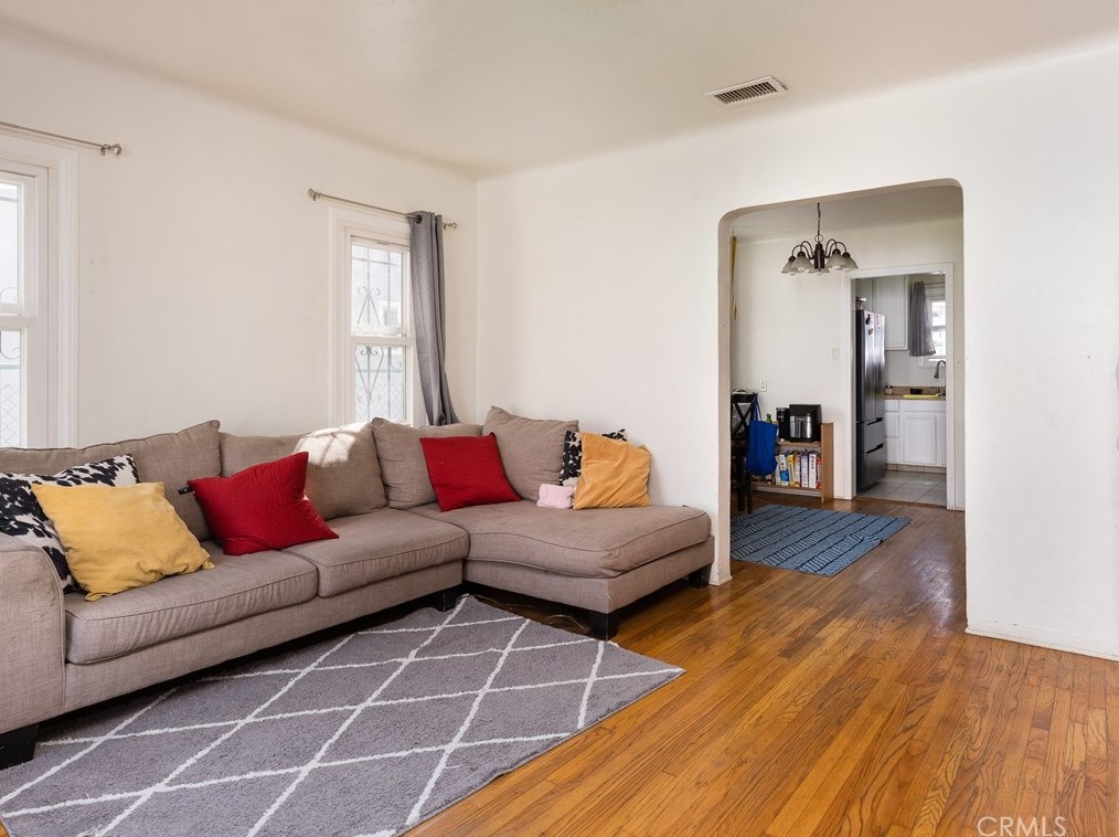 701 Walnut St, Inglewood, CA 90301
