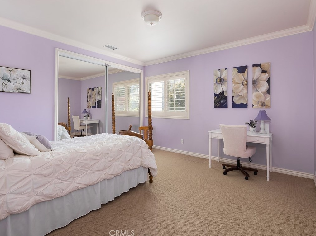 828 Penn St, El Segundo CA  90245-2511 exterior