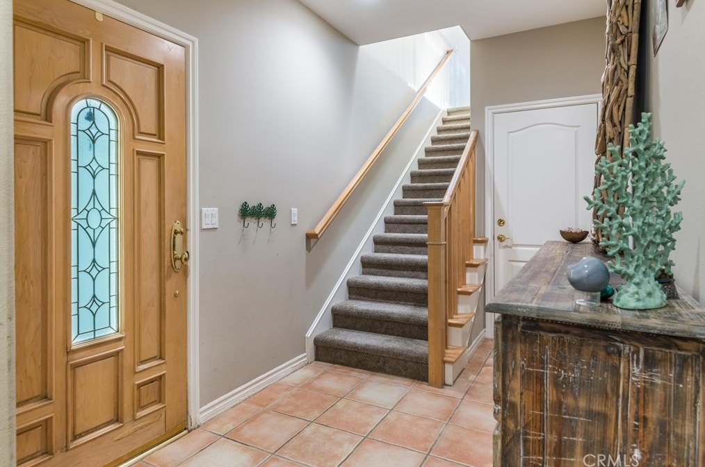 1217 7th Pl, Hermosa Beach, CA 90254-4914