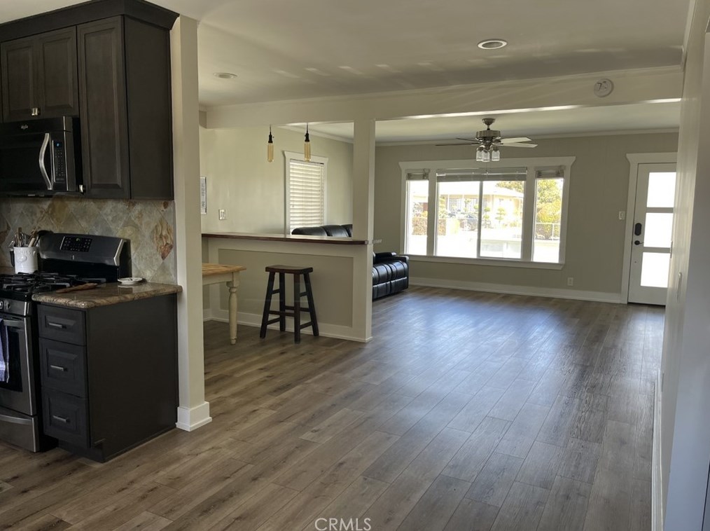 24301 Eshelman Ave, Lomita, CA 90717
