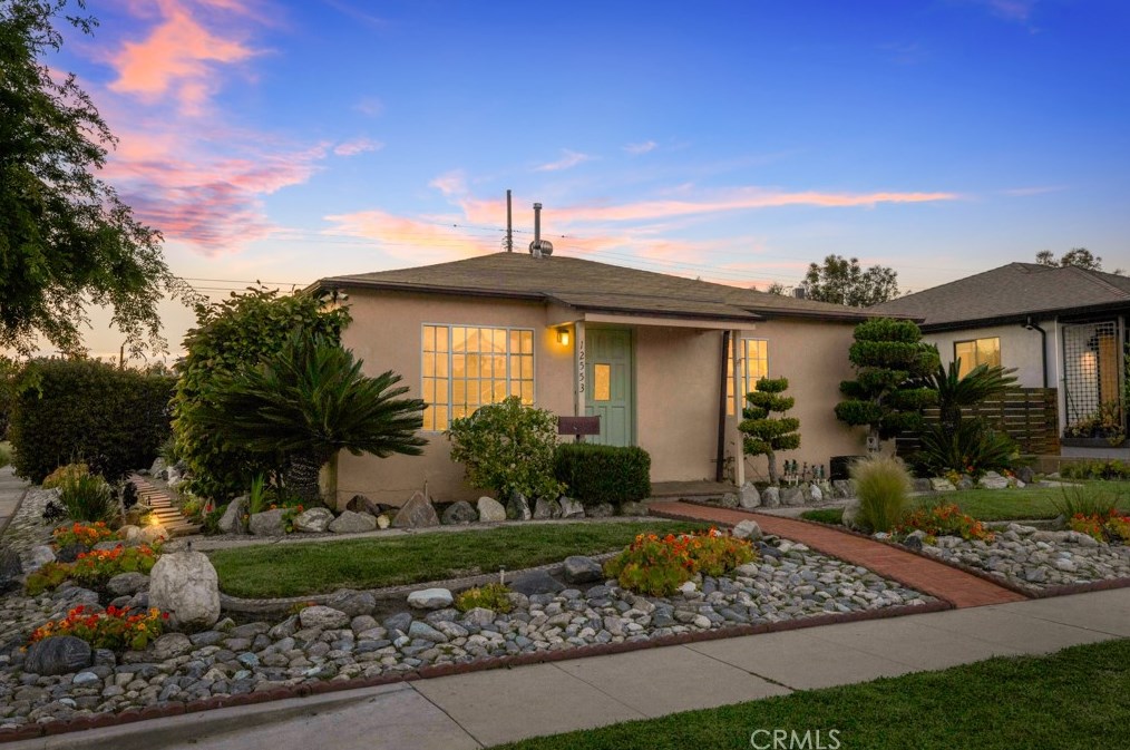 12553 Admiral Ave, Los Angeles, CA 90066-6601