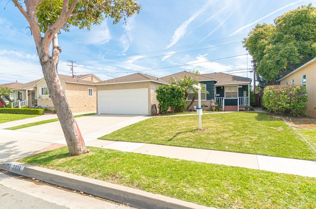 2836 Denmead St, Lakewood, CA 90712