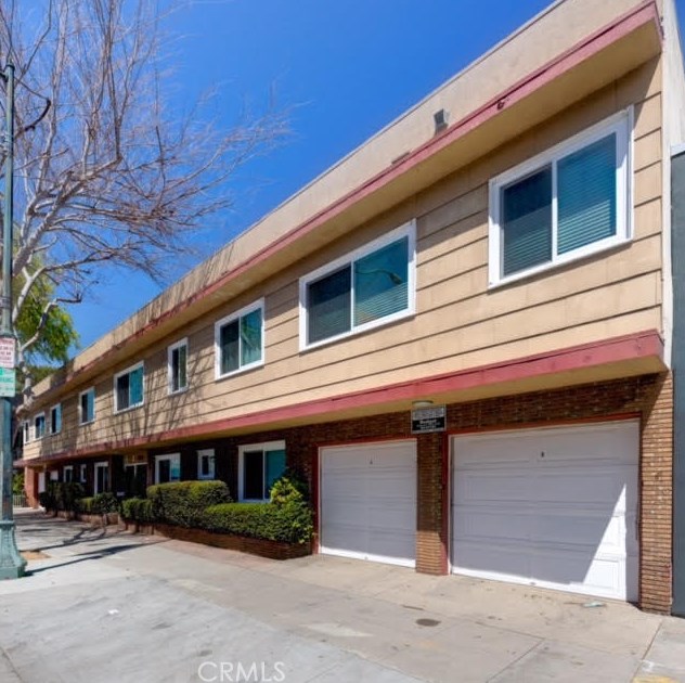 819 E 4th St #4, Long Beach, CA 90802
