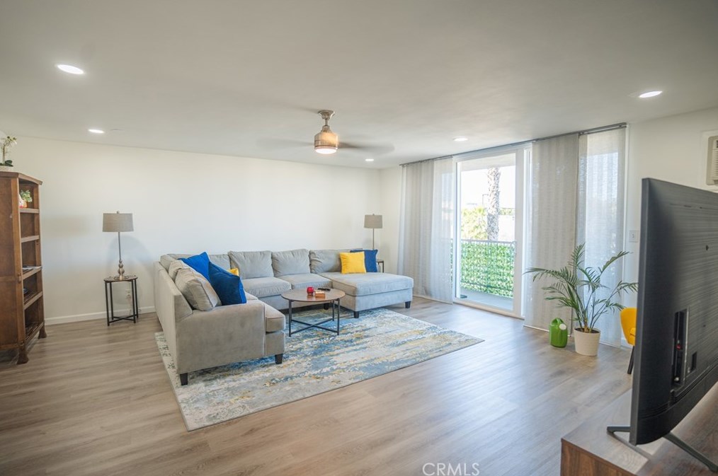 1770 Ximeno Ave #202, Long Beach, CA 90815