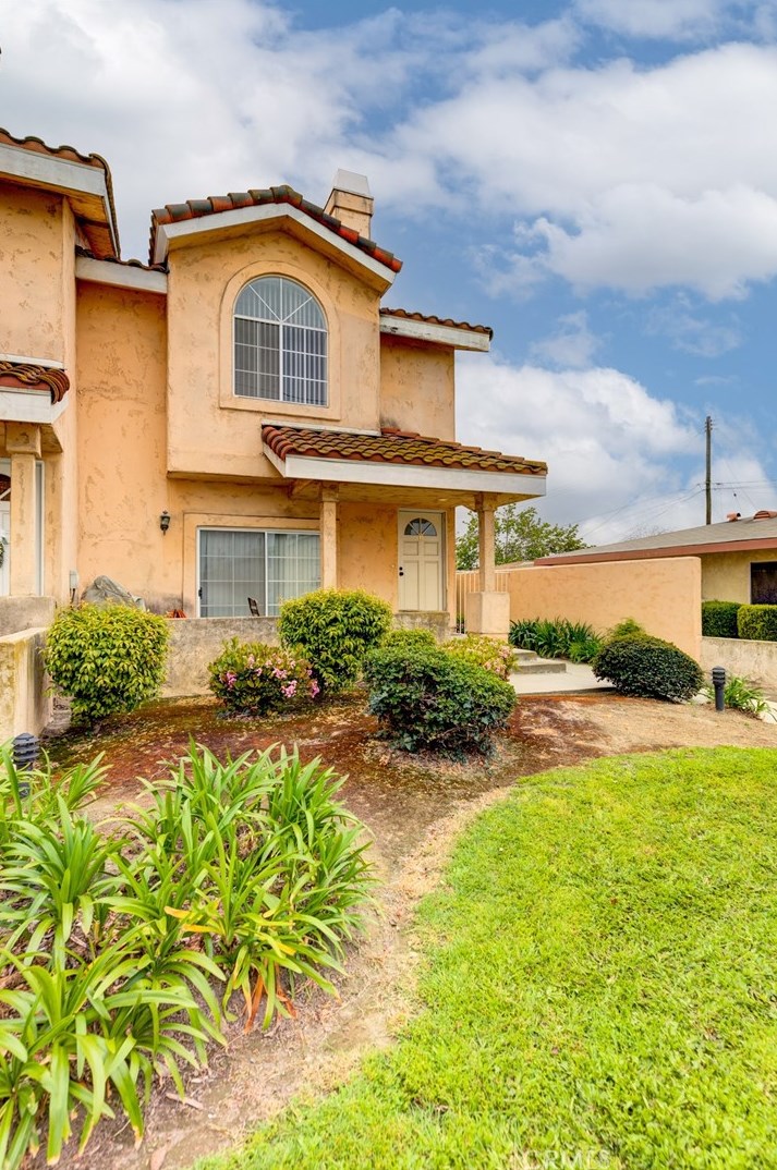 8608 Ramona St #d, Bellflower, CA 90706