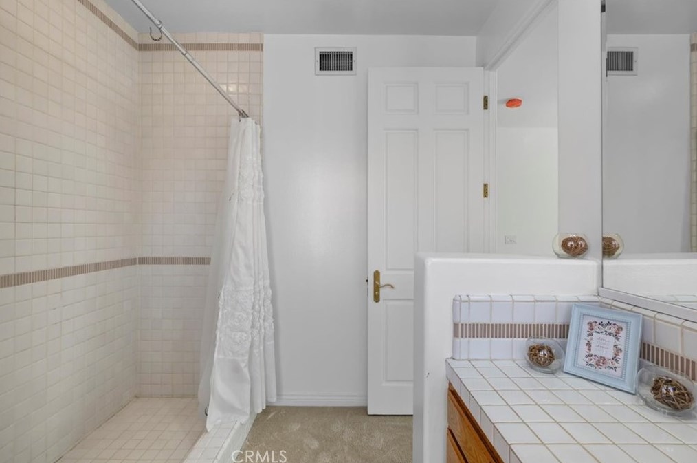 12643 Promontory Rd, Los Angeles CA  90049-6813 exterior