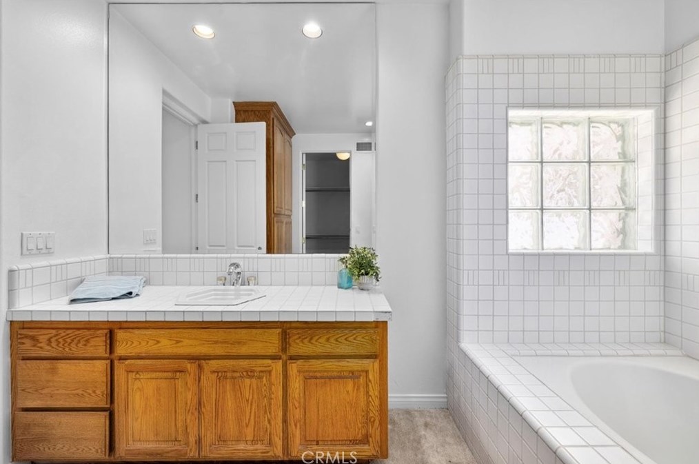 12643 Promontory Rd, Los Angeles CA  90049-6813 exterior