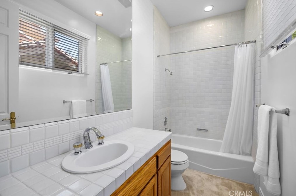 12643 Promontory Rd, Los Angeles CA  90049-6813 exterior