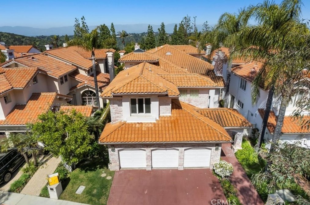 12643 Promontory Rd, Los Angeles CA  90049-6813 exterior