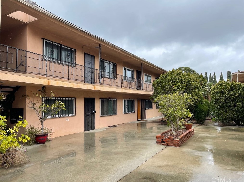 917 E La Palma Dr #9, Inglewood, CA 90301