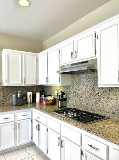 14685 Shady Valley Way, Moreno Valley CA  92555-5736 exterior