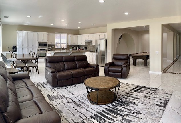 14685 Shady Valley Way, Moreno Valley CA  92555-5736 exterior