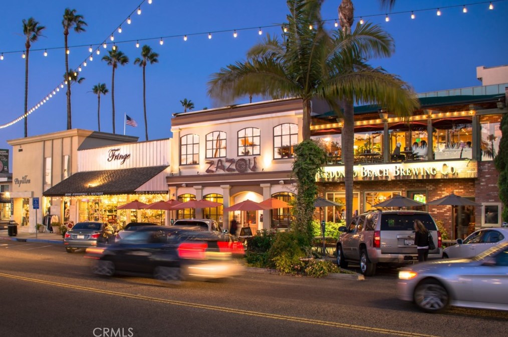 220 Juanita Ave, Redondo Beach CA  90277-3212 exterior