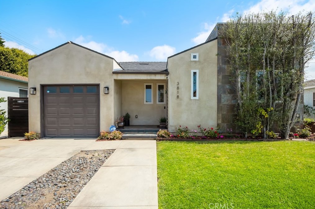 3818 Lyceum Ave, Los Angeles, CA 90066-4125