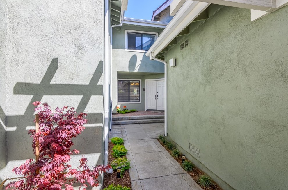 50 Malaga Way, Manhattan Beach, CA 90266