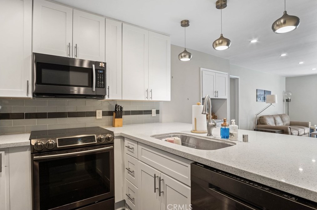 1400 S Catalina Ave #207, Redondo Beach, CA 90277
