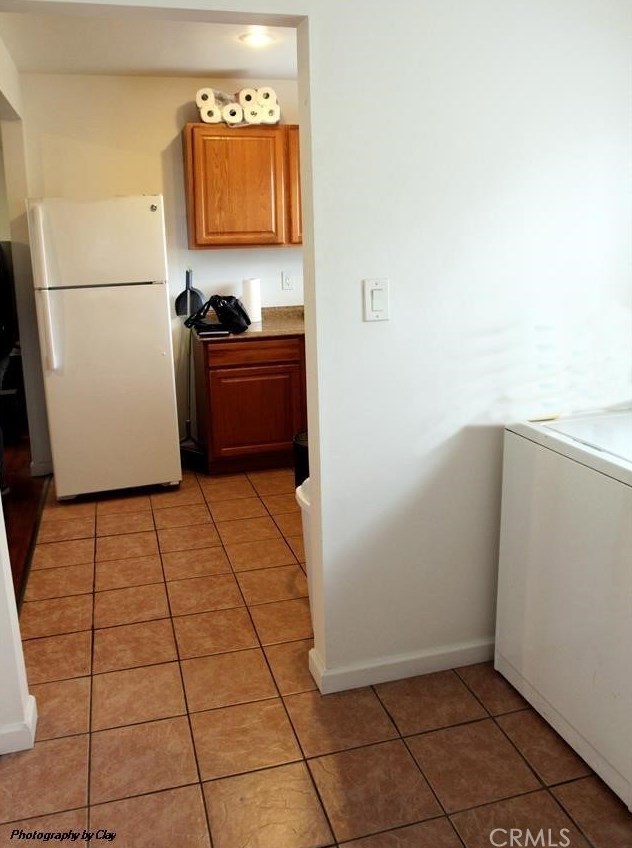 1432 58th St, Los Angeles CA  90011-4928 exterior