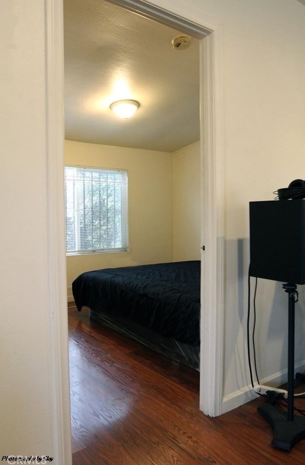 1432 58th St, Los Angeles CA  90011-4928 exterior