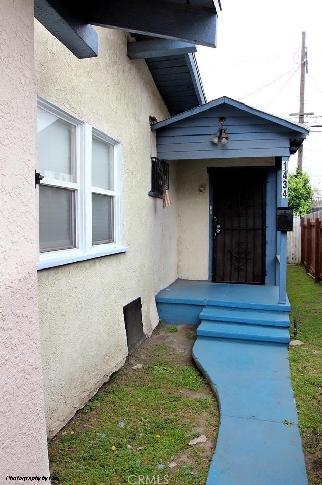 1432 58th St, Los Angeles CA  90011-4928 exterior