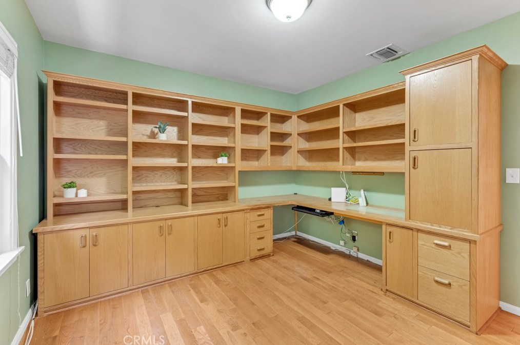 9619 Monte Mar Dr, Los Angeles CA  90035-4015 exterior