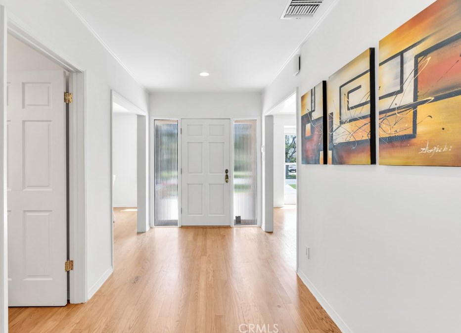 9619 Monte Mar Dr, Los Angeles CA  90035-4015 exterior