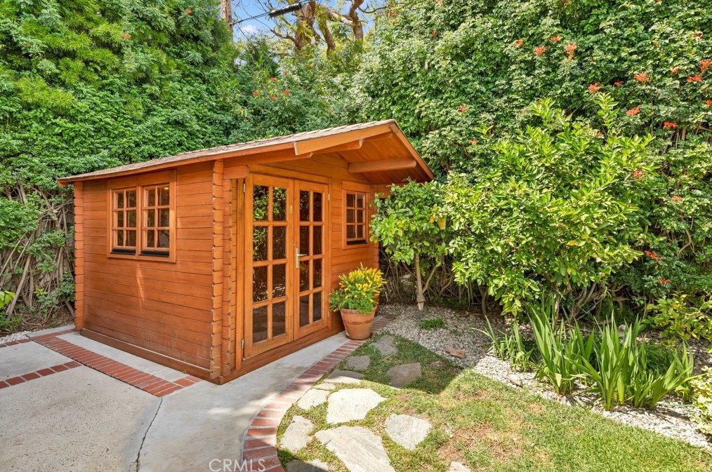 9619 Monte Mar Dr, Los Angeles CA  90035-4015 exterior