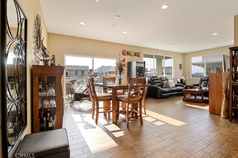 12920 Central Ave #404, Hawthorne, CA 90250