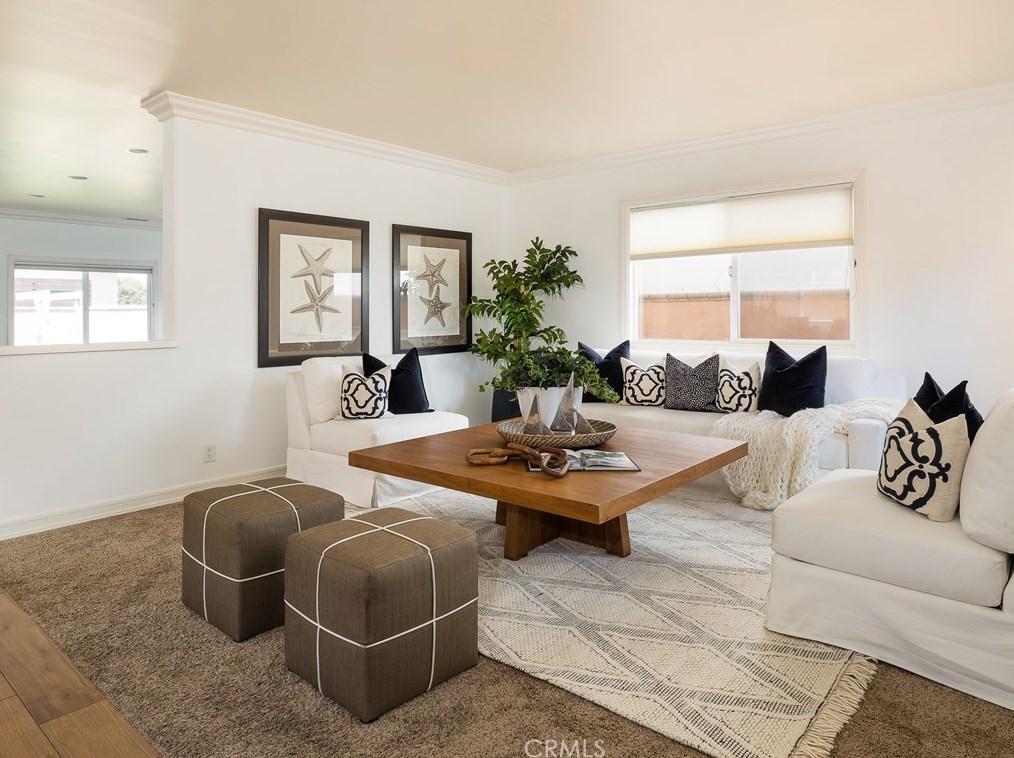 539 Maple Ave, El Segundo CA  90245-2425 exterior