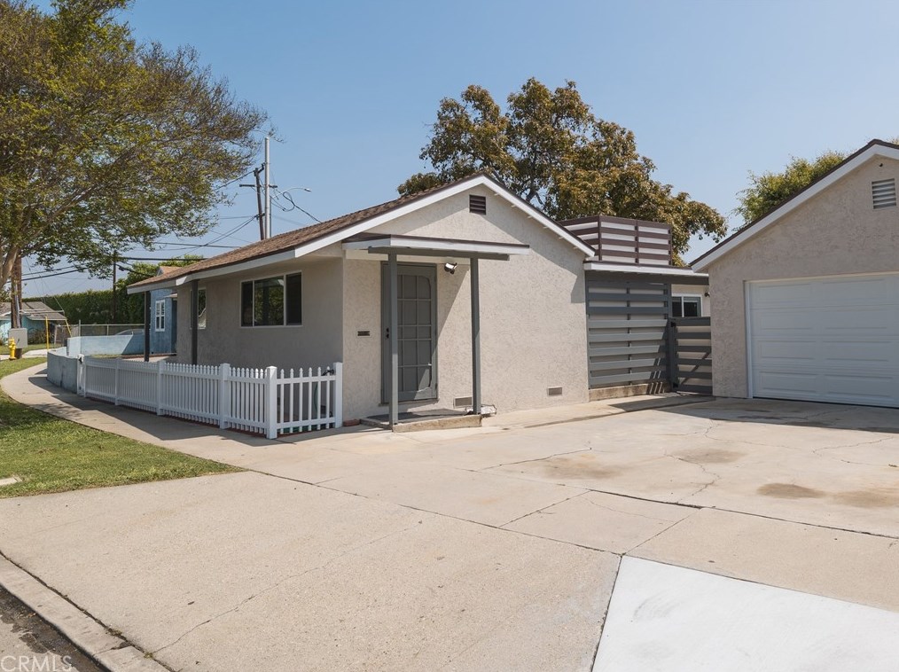 21508 Roseton Ave, Lakewood, CA 90715