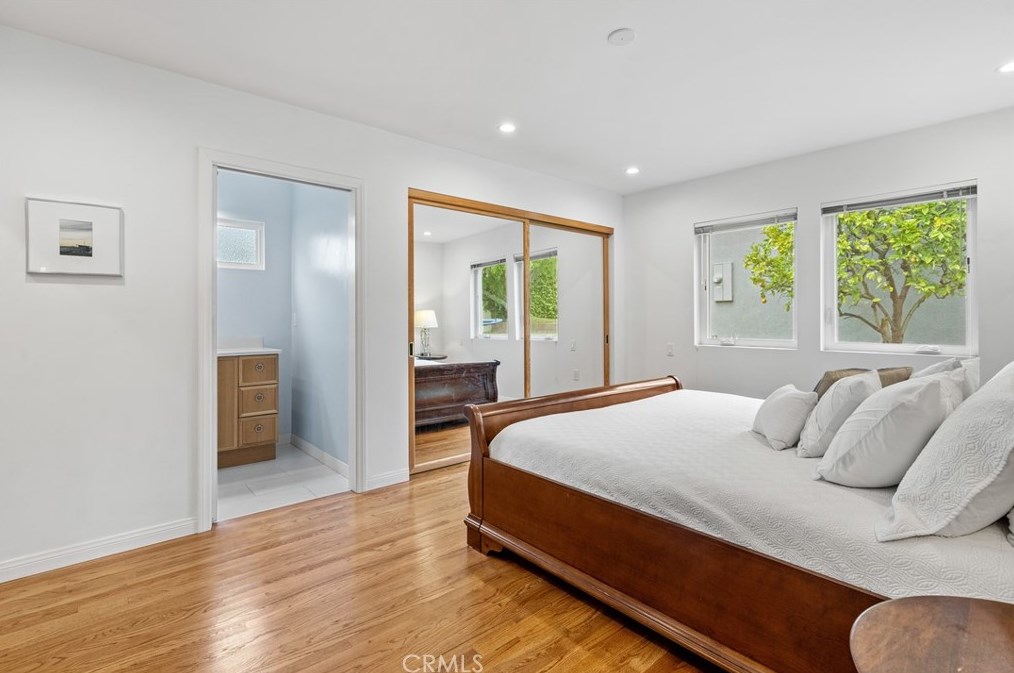 801 Bungalow Dr, El Segundo CA  90245-2540 exterior