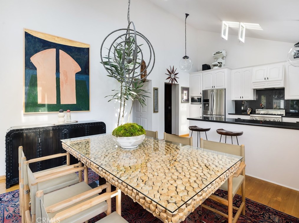 228 Maple Ave, El Segundo CA  90245-2330 exterior