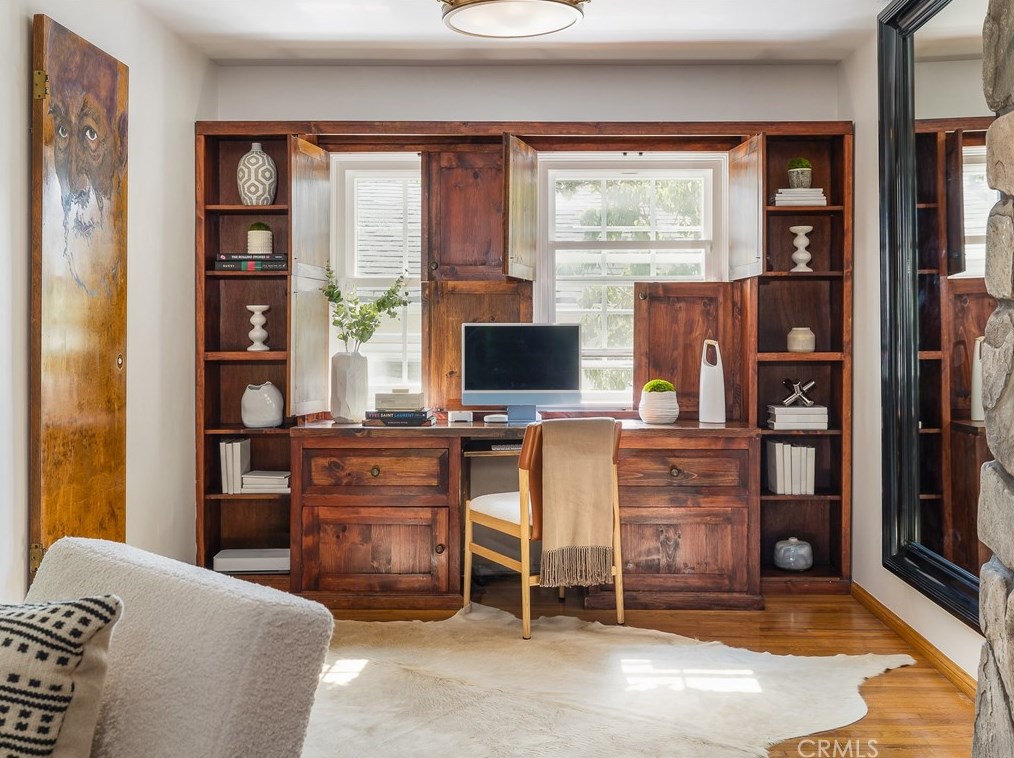 228 Maple Ave, El Segundo CA  90245-2330 exterior