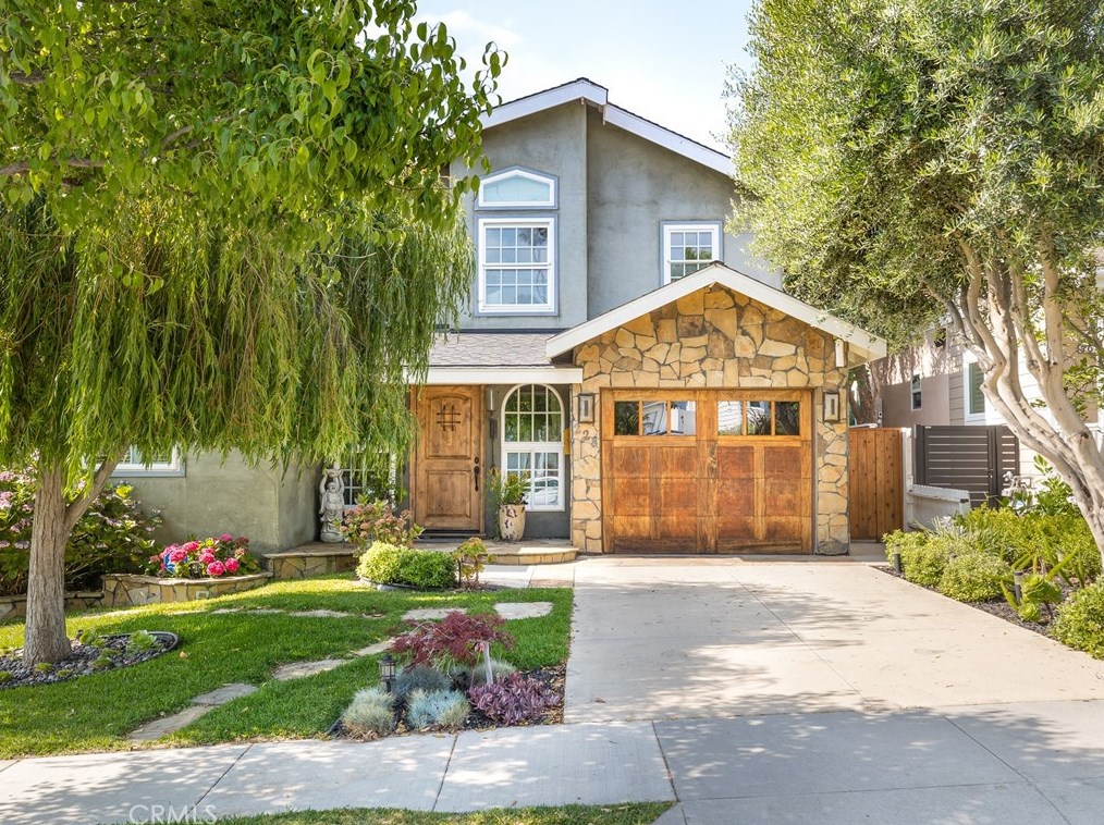 228 Maple Ave, El Segundo CA  90245-2330 exterior