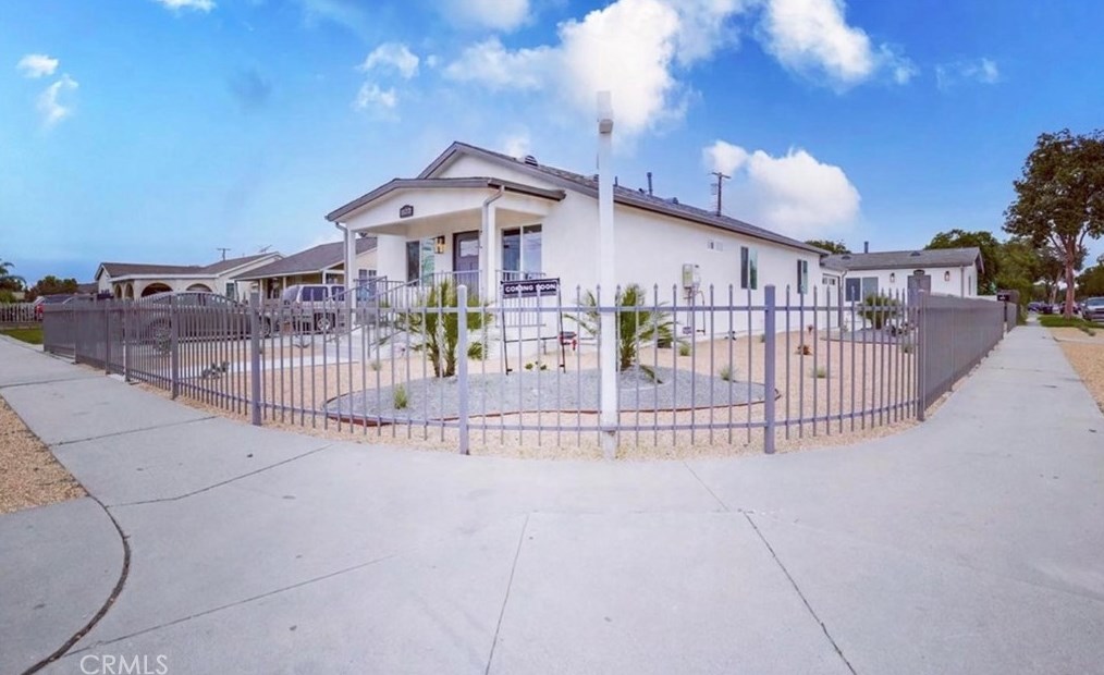 15221 Ibex Ave, Norwalk CA  90650-6635 exterior