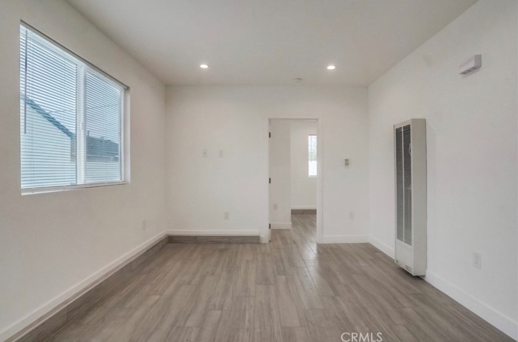 15221 Ibex Ave, Norwalk CA  90650-6635 exterior